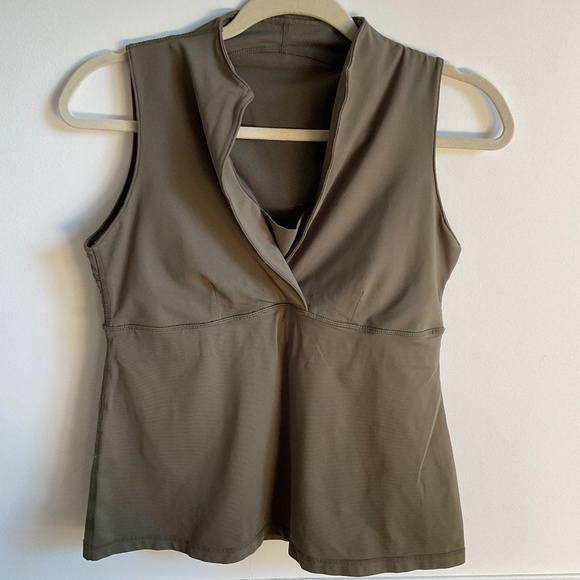 lululemon athletica Tops - Lululemon Whisper ll Tank in Forest Green Medium/ Large